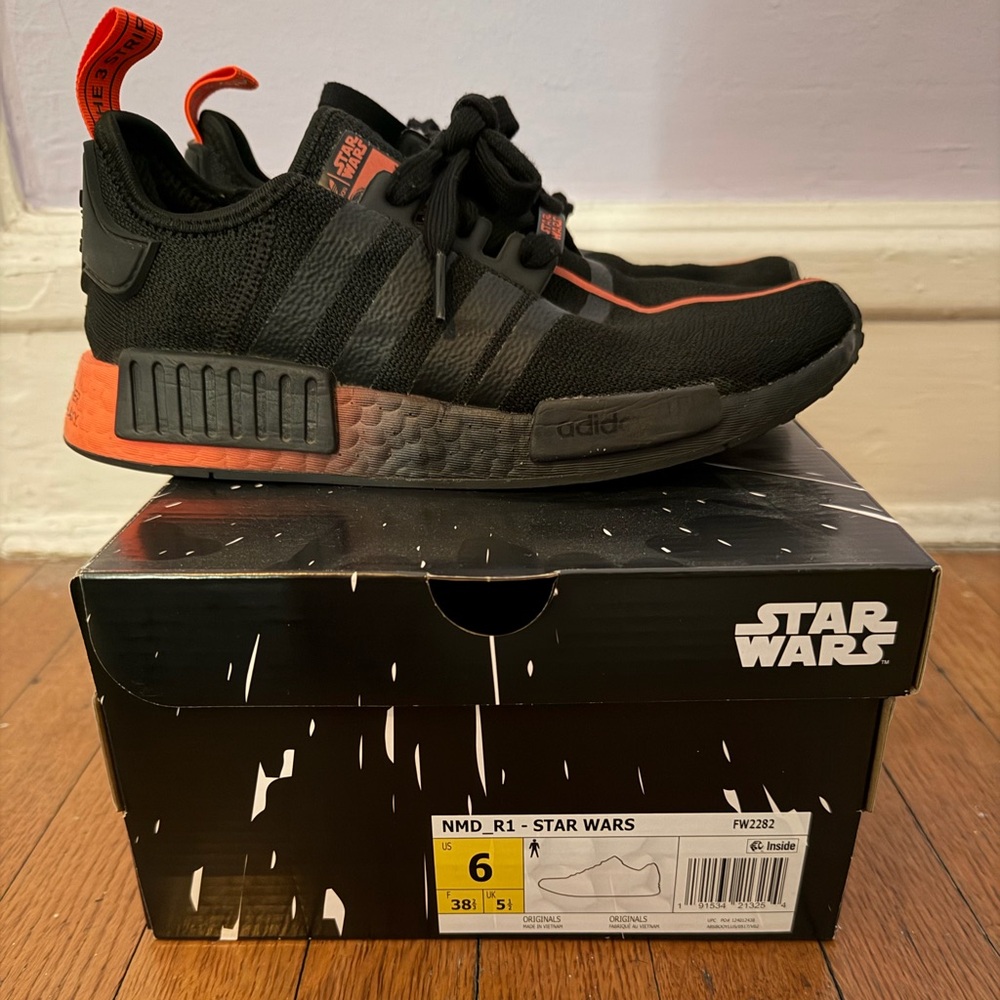 Adidas x Star Wars Sneakers - Picture 2 of 6